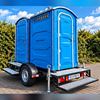 mobiele-toiletwagen-2-dixies-huren.jpg Mobiele toiletwagen met twee Dixie-toiletten huren
